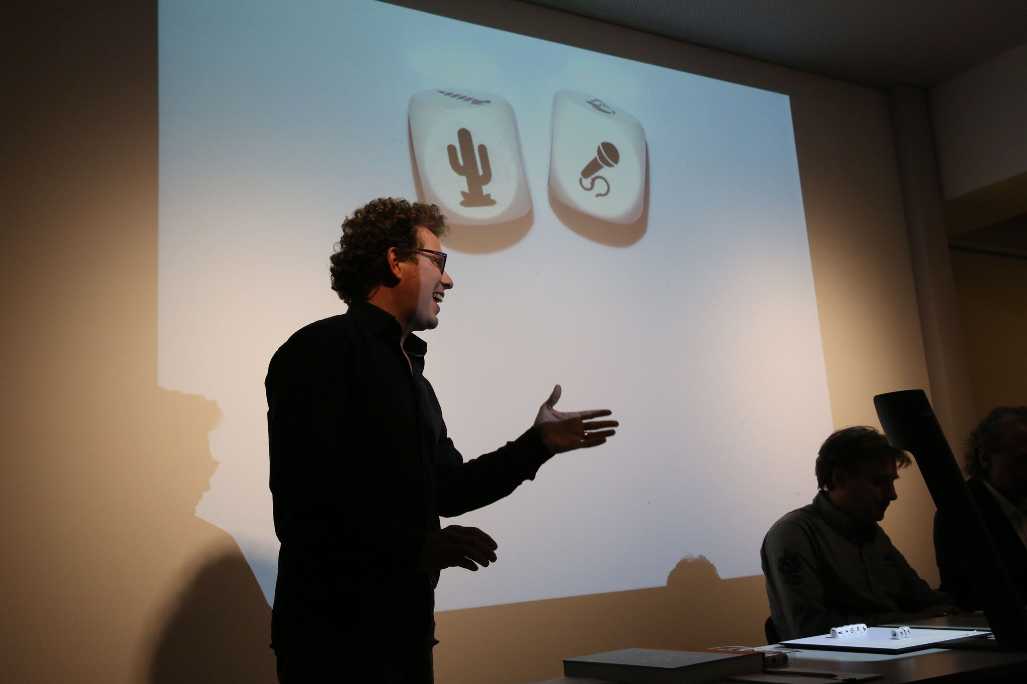 Lukas Frei präsentiert sein «Icon Poet»
