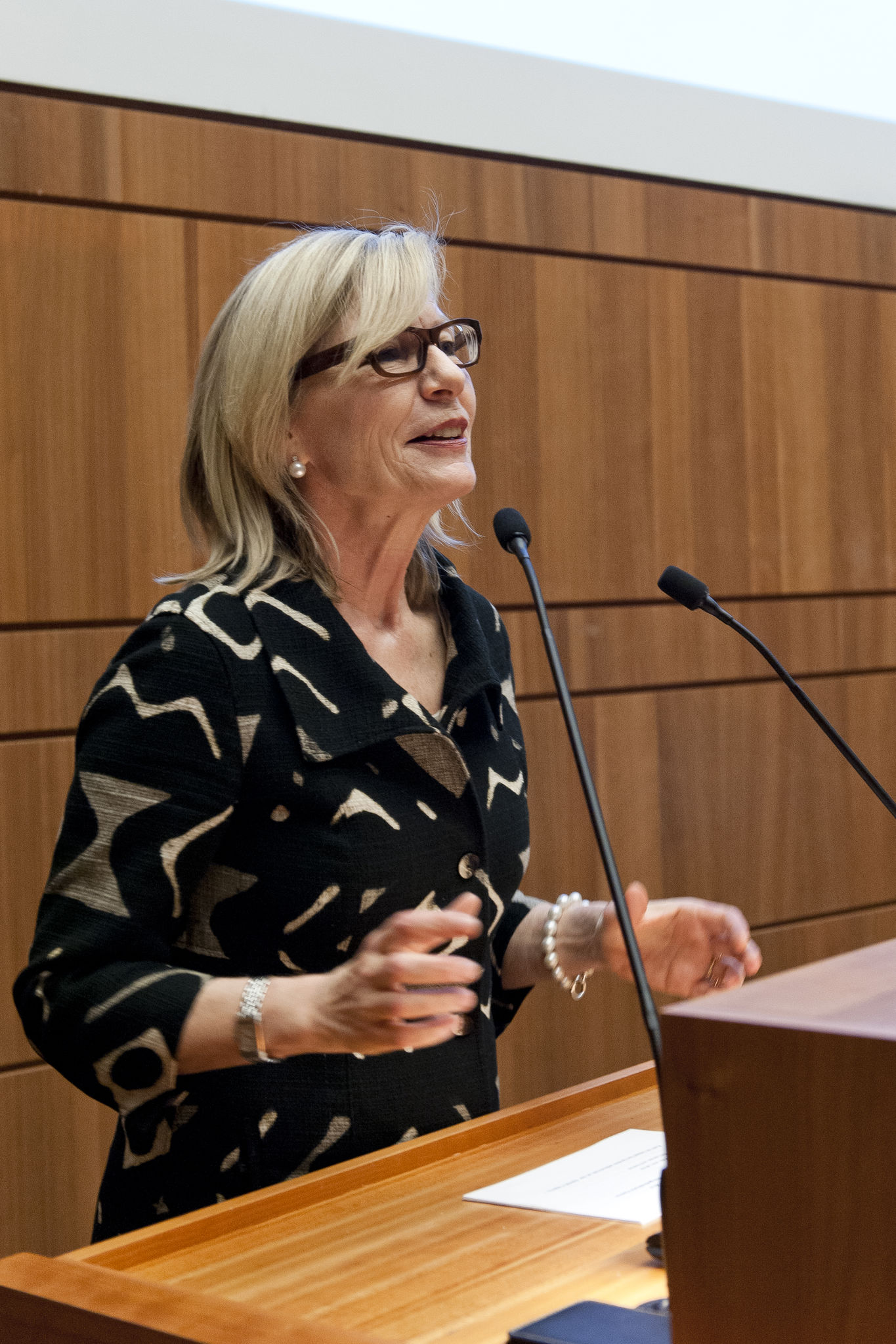 Regine Aeppli