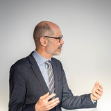 CHRISTIAN-KREBS-PHOTOGRAPHY_PHZ-Diplomfeier-20.03.2025_Online-15