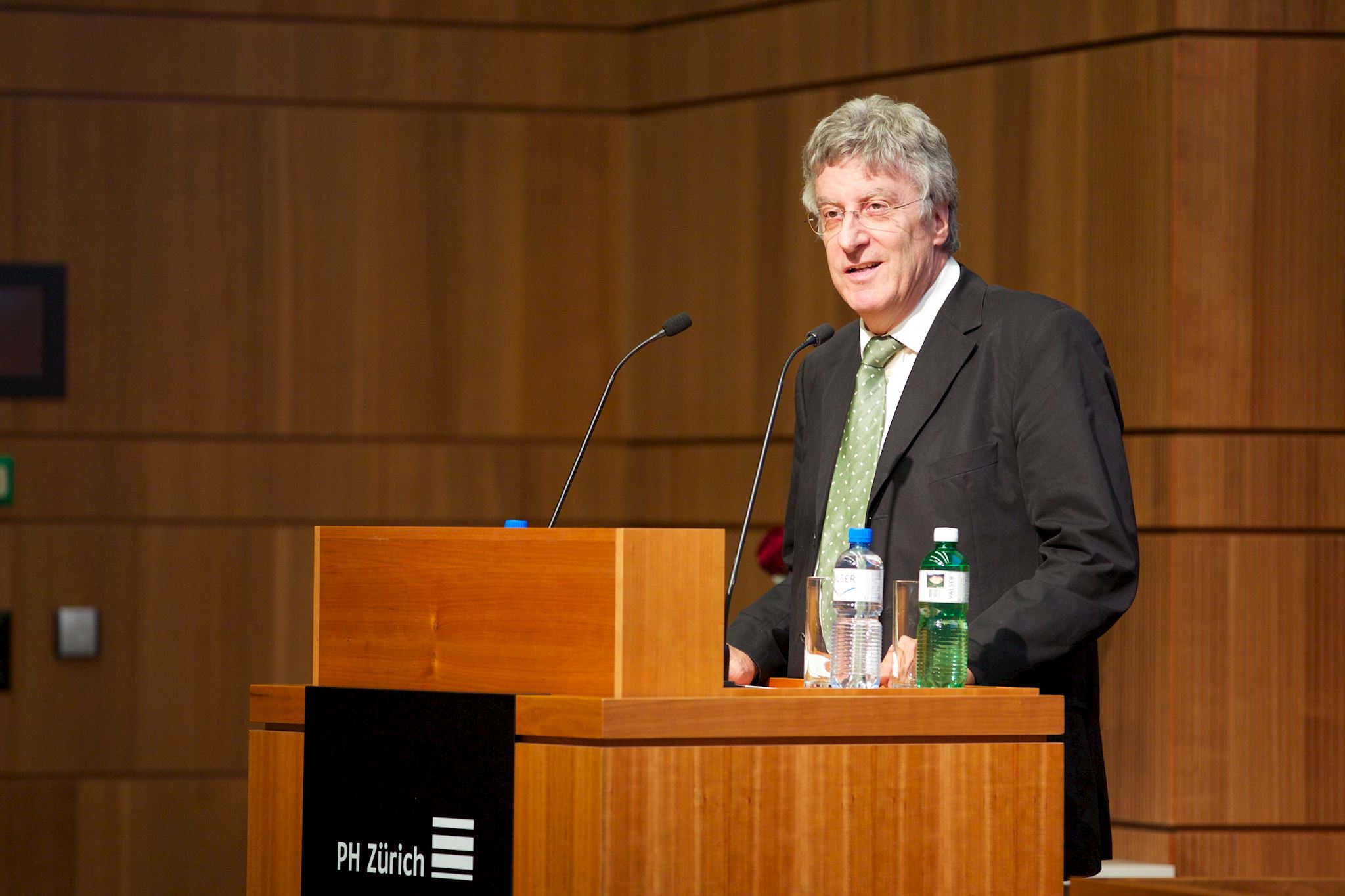 Rektor Walter Bircher: Proud to be a teacher